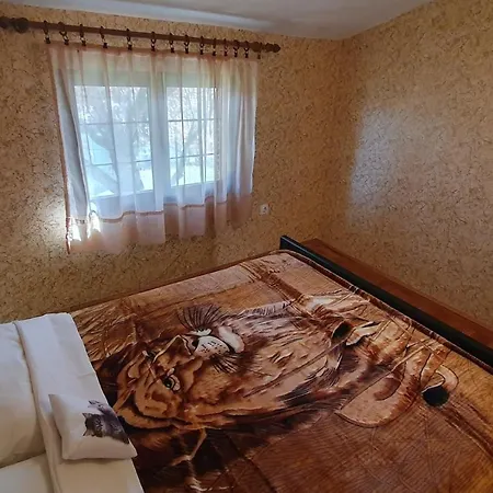 Jasna Vranici 2km From The Beach 3*