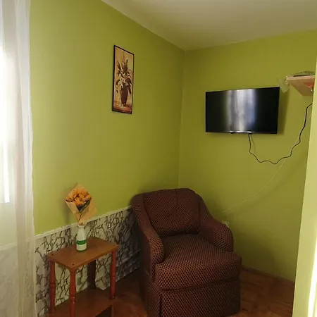 Konukevi Jasna Vranici 2km From The Beach 3*