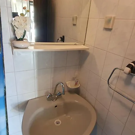 Jasna Vranici 2km From The Beach Konukevi 3*