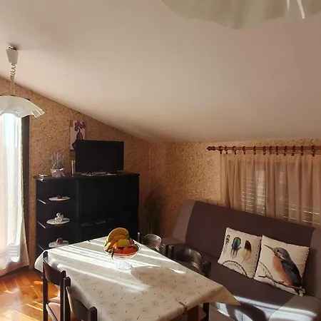 Jasna Vranici 2km From The Beach 招待所 3*