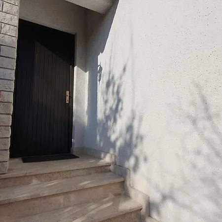 招待所 Jasna Vranici 2km From The Beach 3*